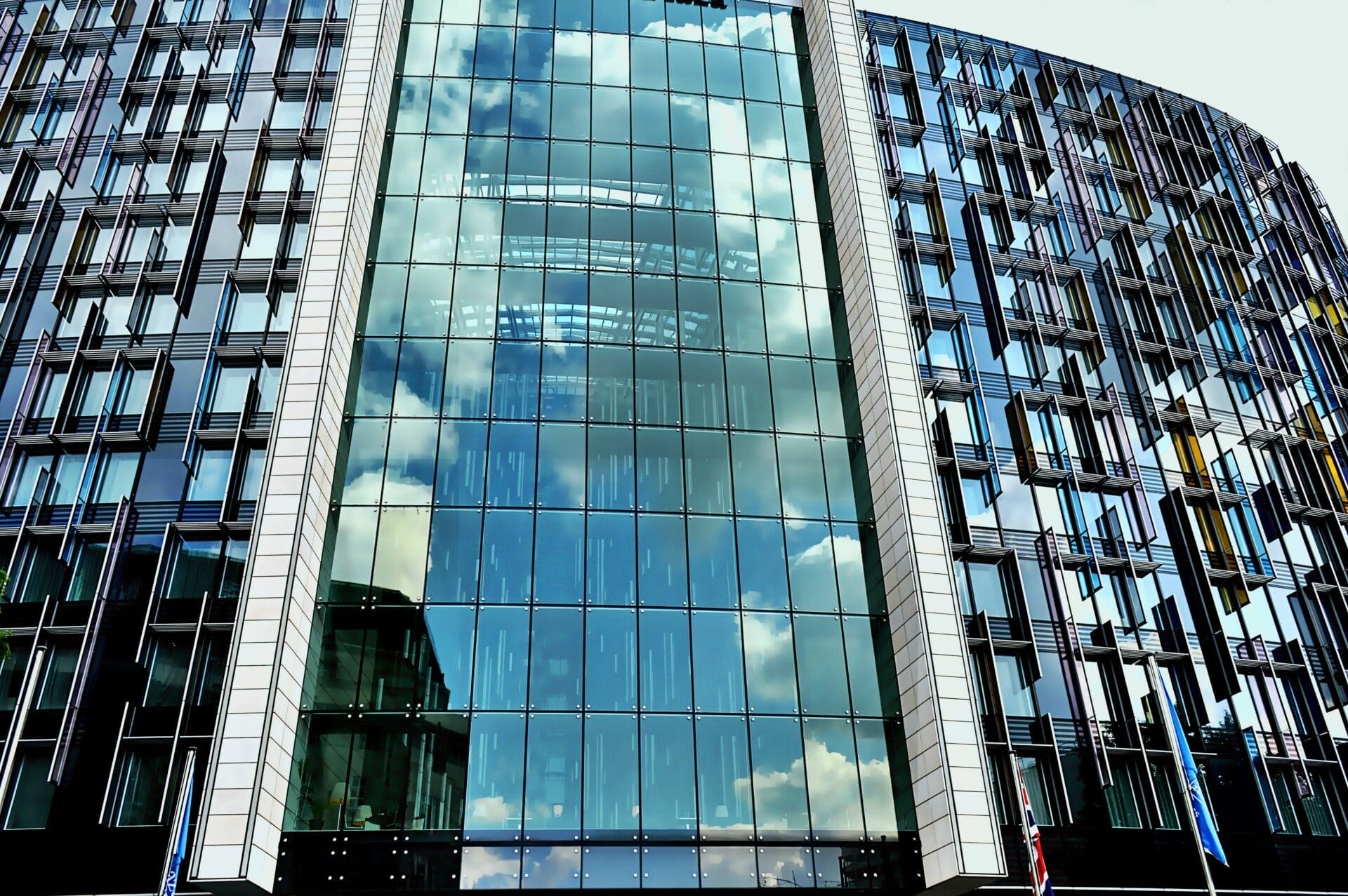 استراتيجيات النجاح في سوق العقارات التجارية في لندن 2024 3 العقارات التجارية في لندن