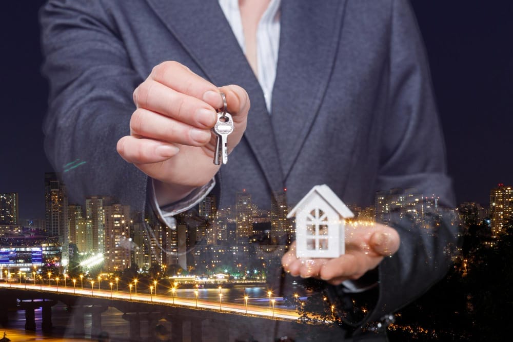 استثمار الأجانب في العقار