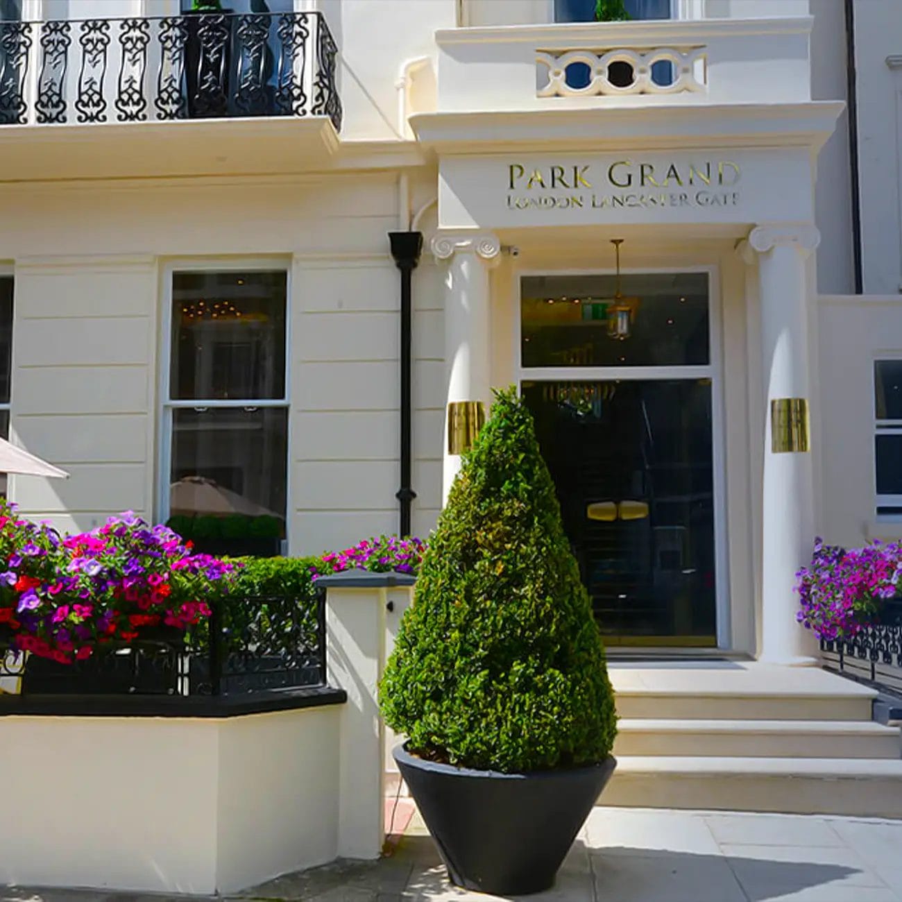 دليلك لاختيار فنادق لندن هايد بارك للعائلات في 2025 4 Park Grand London Lancaster Gate